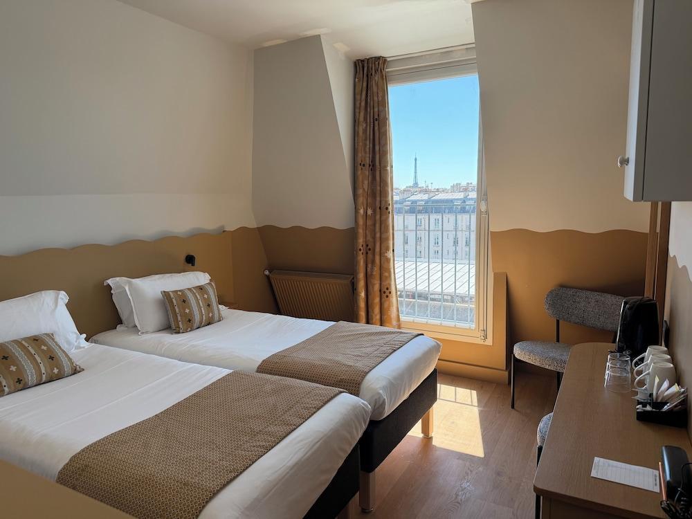 Hotel Berne Opera Room Type - Triple Room