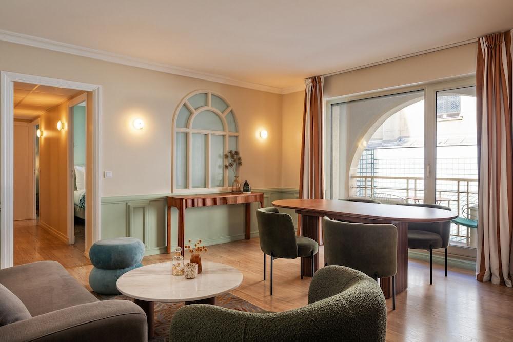 Royal Garden Champs-Elysées Room Type - Appartement 4 people - Balcony
