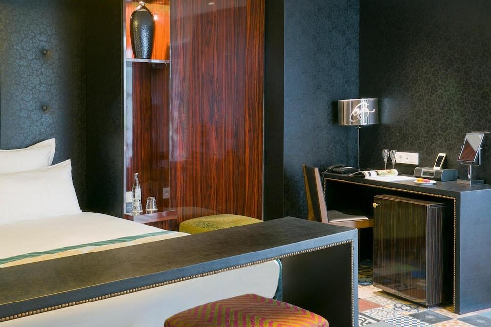 Hotel Le Bellechasse Saint Germain - Tap to explore photos