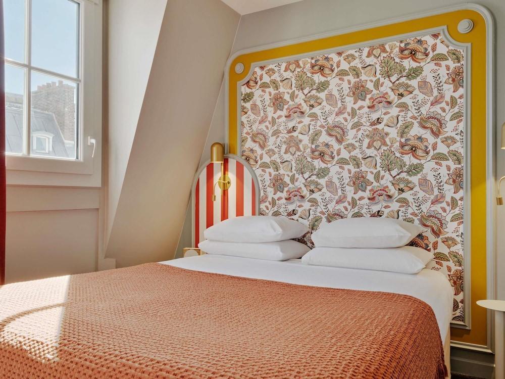 Mercure Paris Notre Dame Saint Germain des Prés Room Type - Premium Room, 1 Double Bed (Privilege)