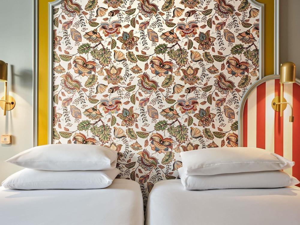 Mercure Paris Notre Dame Saint Germain des Prés Room Type - Classic Twin Room, 2 Twin Beds