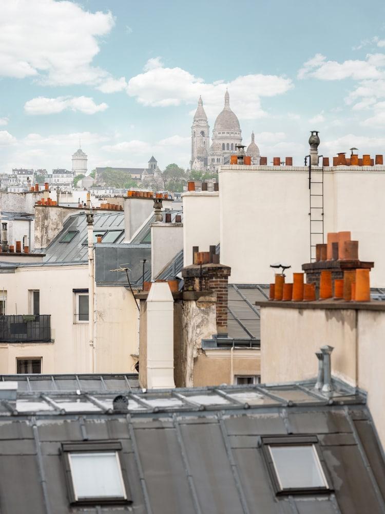 Hôtel Brittany Opéra - Tap to explore photos