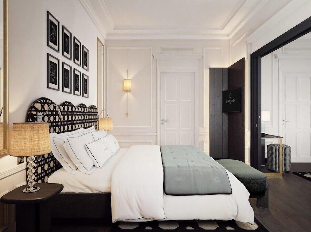 Le Burgundy Paris Room Type - Executive Suite Le Burgundy Paris Room Type - Executive Suite