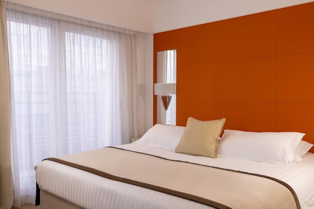 Hotel De Castiglione Room Type - Suite Elysee Hotel De Castiglione Room Type - Suite Elysee