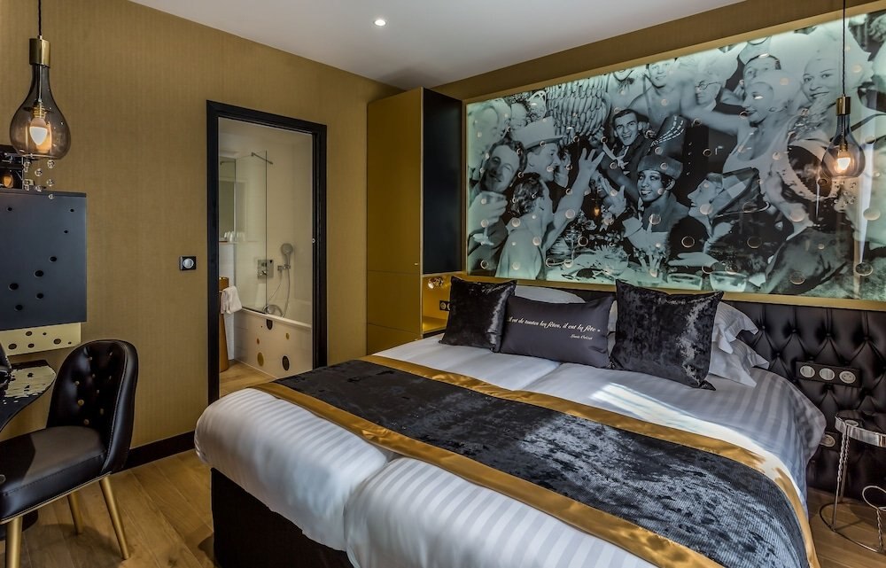 Hotel Les Bulles de Paris Room Type - Deluxe Triple Room