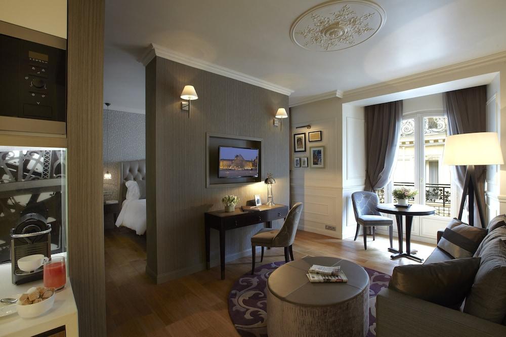 La Clef Louvre Paris by The Crest Collection Room Type - Junior Suite