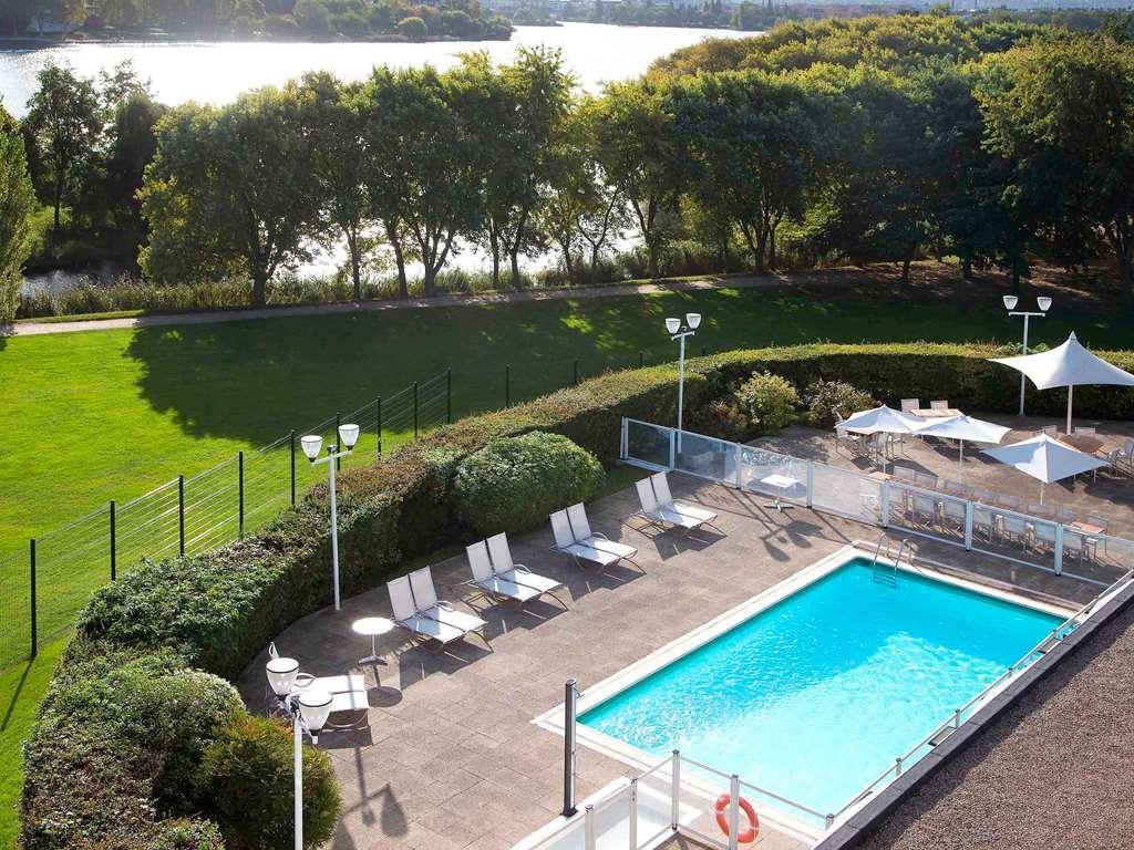 Novotel Paris Créteil Le Lac - Tap to explore photos
