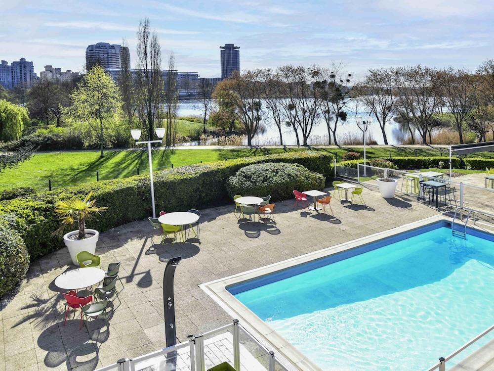 Novotel Paris Cr - Tap to explore photos