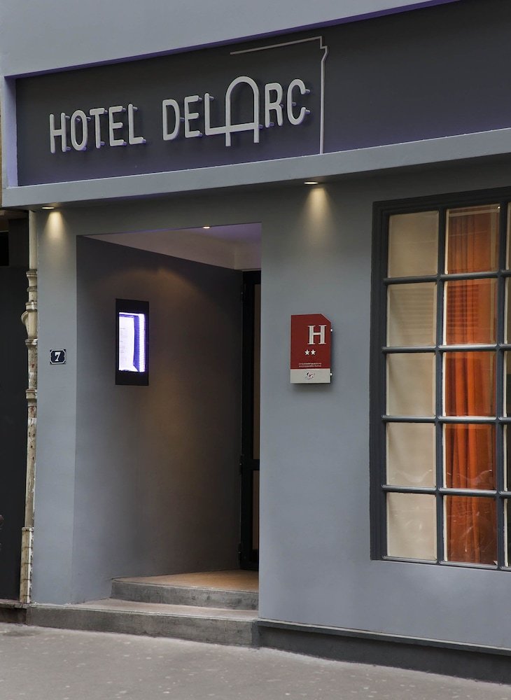 Hotel Delarc - Tap to explore photos