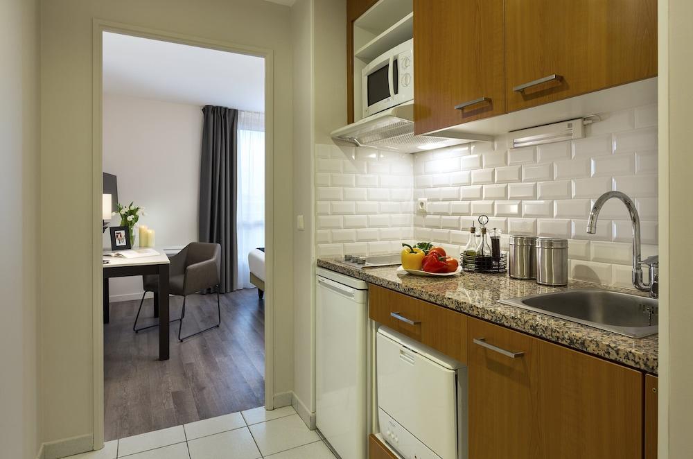 Citadines Montmartre Paris Room Type - Studio