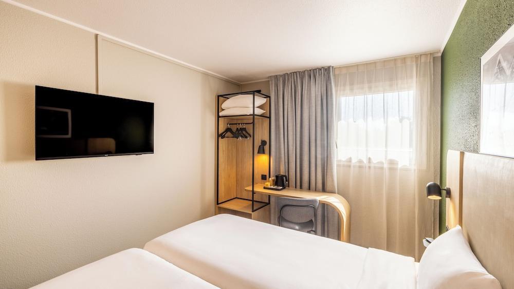 Campanile Paris Est - Bobigny Room Type - Standard Room, 2 Twin Beds
