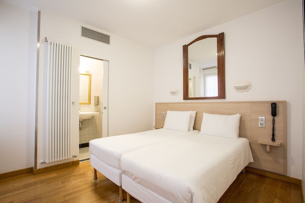 Hôtel Darcet Paris Room Type - Standard Twin Room