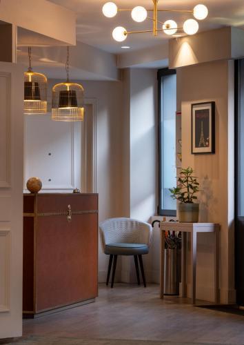 Hôtel Vic Eiffel Room Type - Superior Queen Room with Sofa