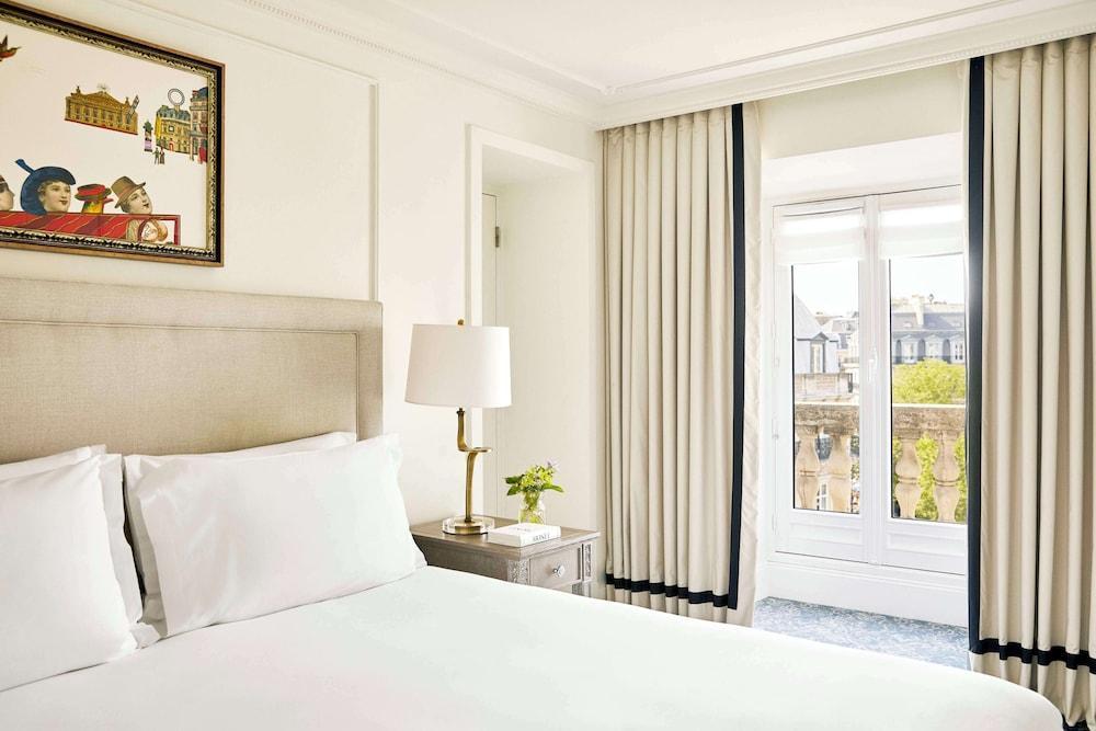 H Room Type - Executive Suite (View)