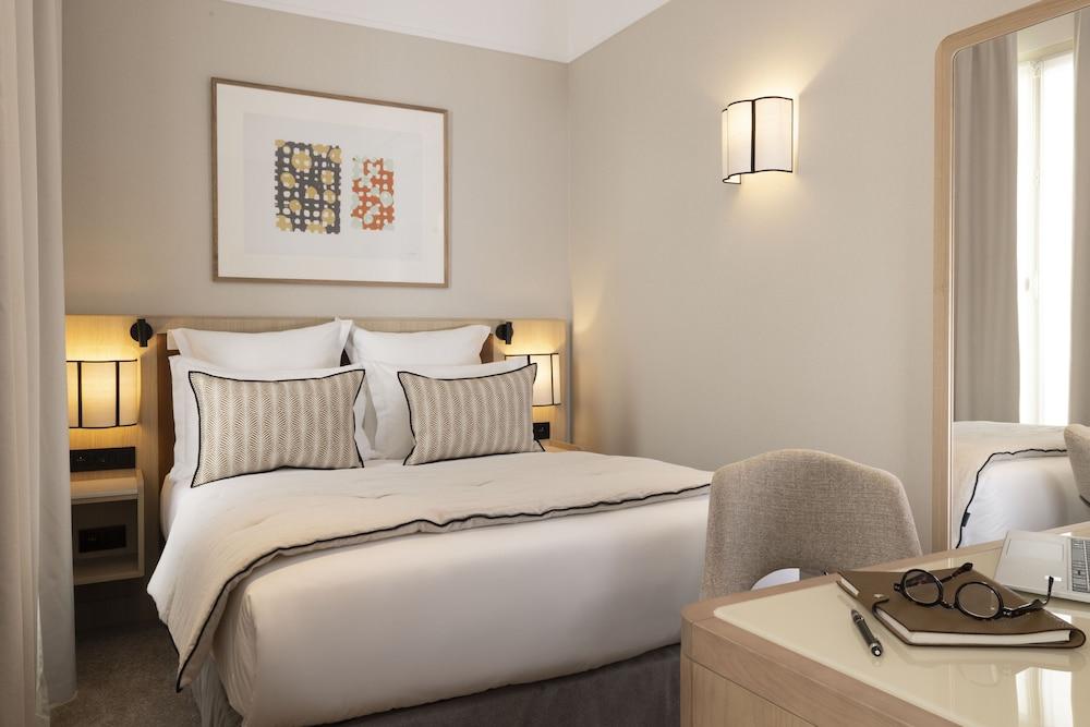 Hotel Duminy Vendome - Tap to explore photos