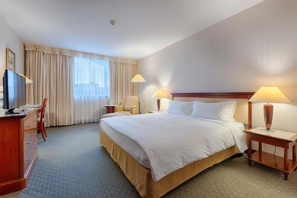 Occidental Paris Levallois Room Type - Superior Room