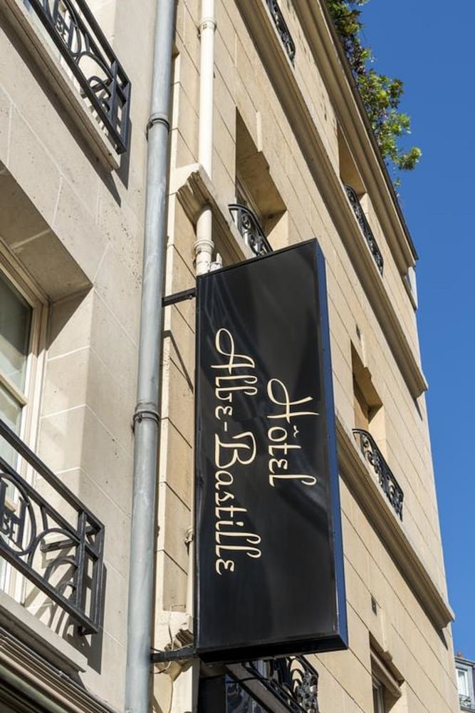 Hôtel Albe Bastille - Tap to explore photos