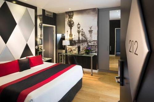 L'Empire Paris Room Type - Superior Double or Twin Room L'Empire Paris Room Type - Superior Double or Twin Room