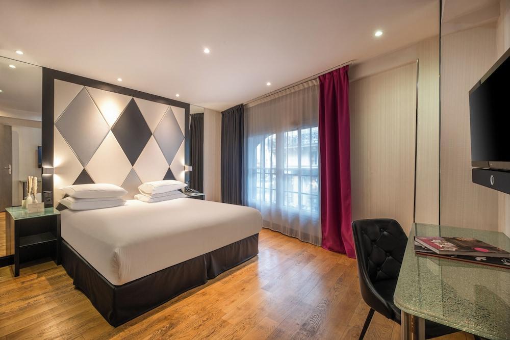 L'Empire Paris - Louvre