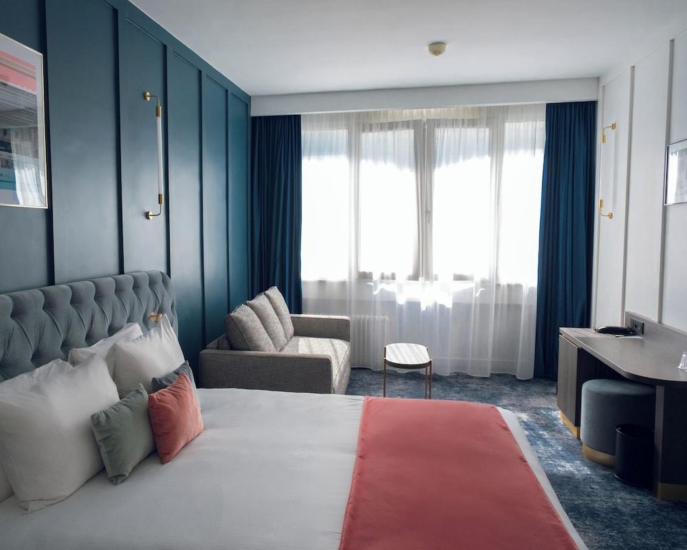 Pley Hotel Room Type - JUNIOR SUITE TERRASSE