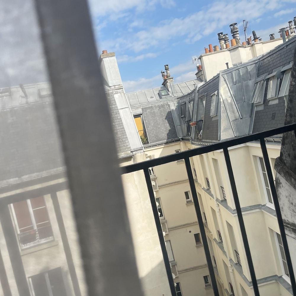 Five Boutique Hotel Paris Quartier Latin - Tap to explore photos