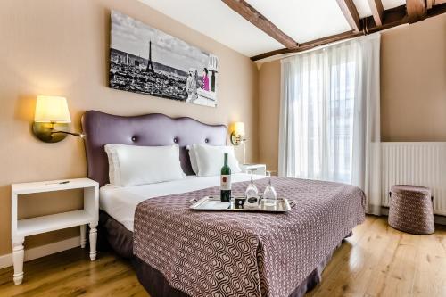 Hotel Exe Paris Centre Room Type - Standard Double or Twin Room Hotel Exe Paris Centre Room Type - Standard Double or Twin Room