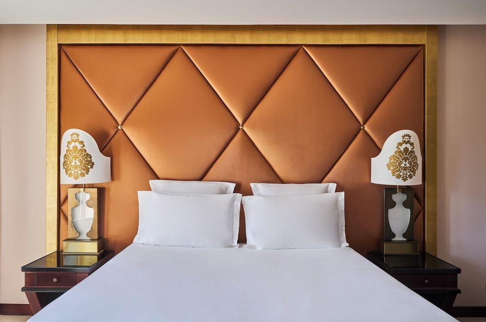 Hôtel Fouquet's Paris Room Type - Superior Room
