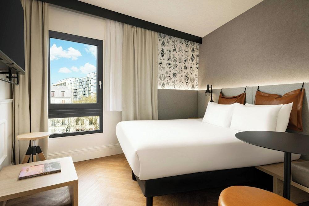 The Remix Hotel Room Type - Room, 1 Queen Bed