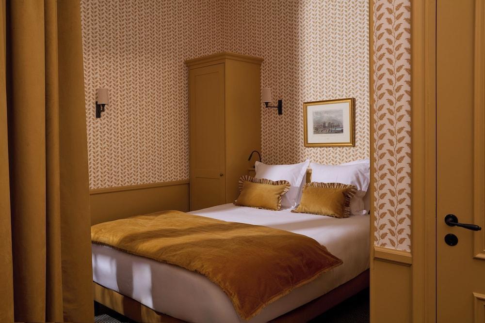 Hôtel des Orfèvres Room Type - Superior Prestige Room