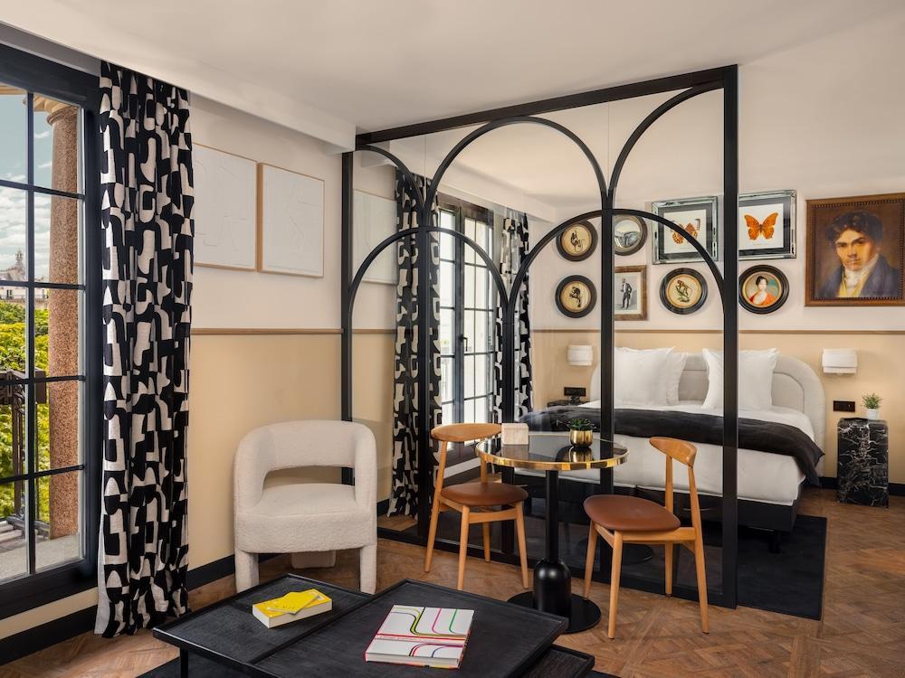Solly Hôtel Paris Room Type - Junior Suite, Balcony, City View Solly Hôtel Paris Room Type - Junior Suite, Balcony, City View