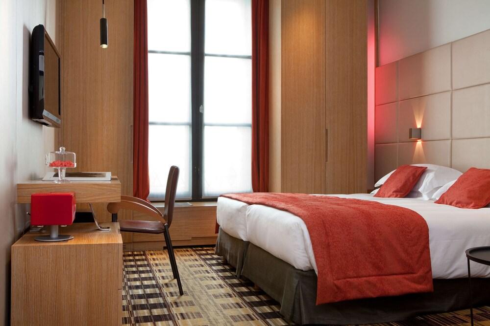 Golden Tulip Opera De Noailles Room Type - Deluxe Double or Twin Room Golden Tulip Opera De Noailles Room Type - Deluxe Double or Twin Room