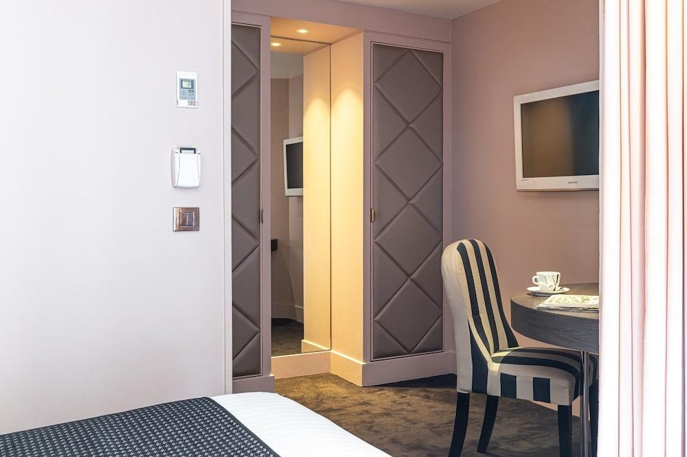 Hotel Diva Opéra Room Type - Superior Double Room