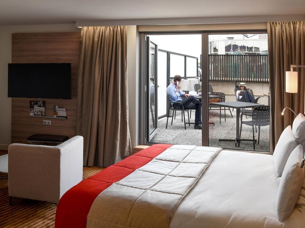 Mercure Paris Boulogne Room Type - Junior Suite, Multiple Beds, Terrace