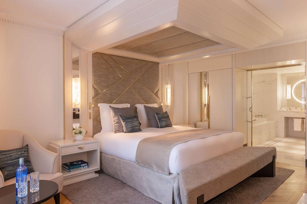 L'Hotel du Collectionneur Paris Room Type - Signature Suite