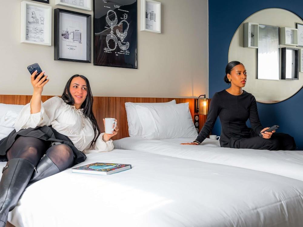 Mercure Paris Montparnasse Pasteur - Tap to explore photos