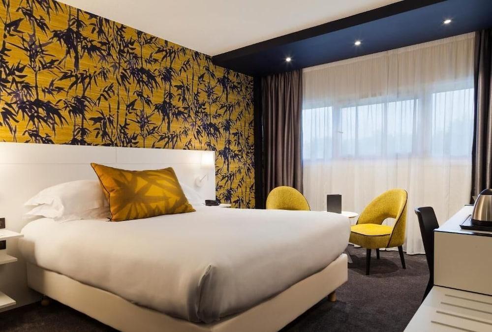 H Room Type - Superior Double Room