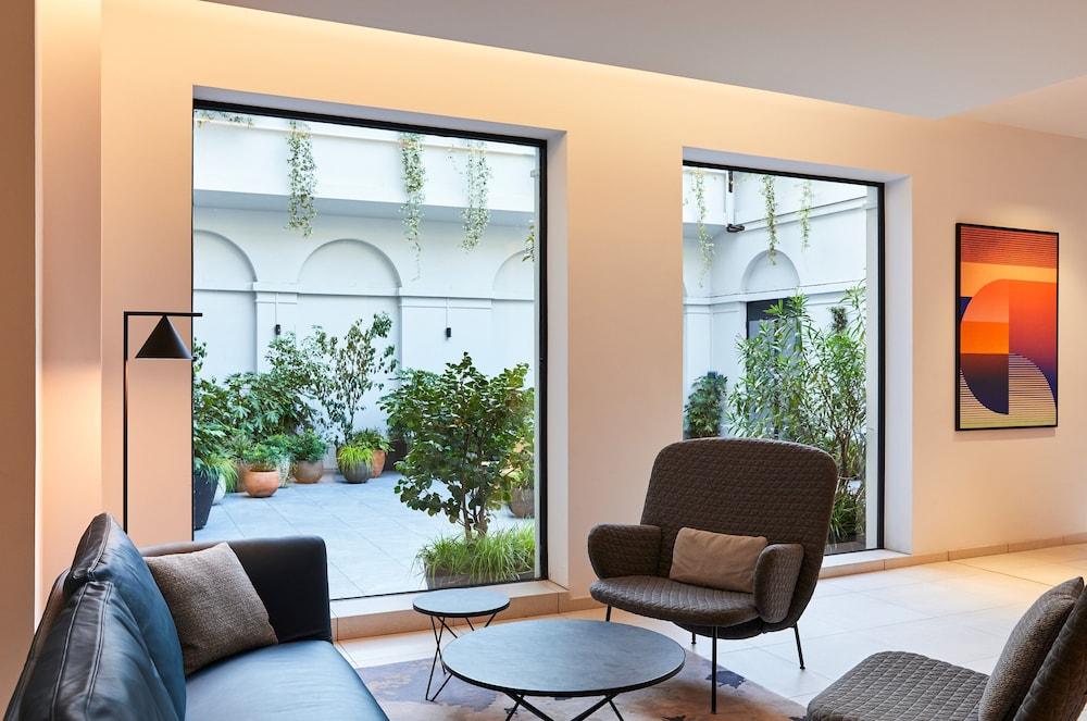 Crowne Plaza Paris Republique