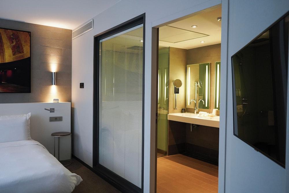 Pullman Paris Tour Eiffel Room Type - Junior Family Suite, 1 King Bed with 1 Double Sofa Bed Pullman Paris Tour Eiffel Room Type - Junior Family Suite, 1 King Bed with 1 Double Sofa Bed