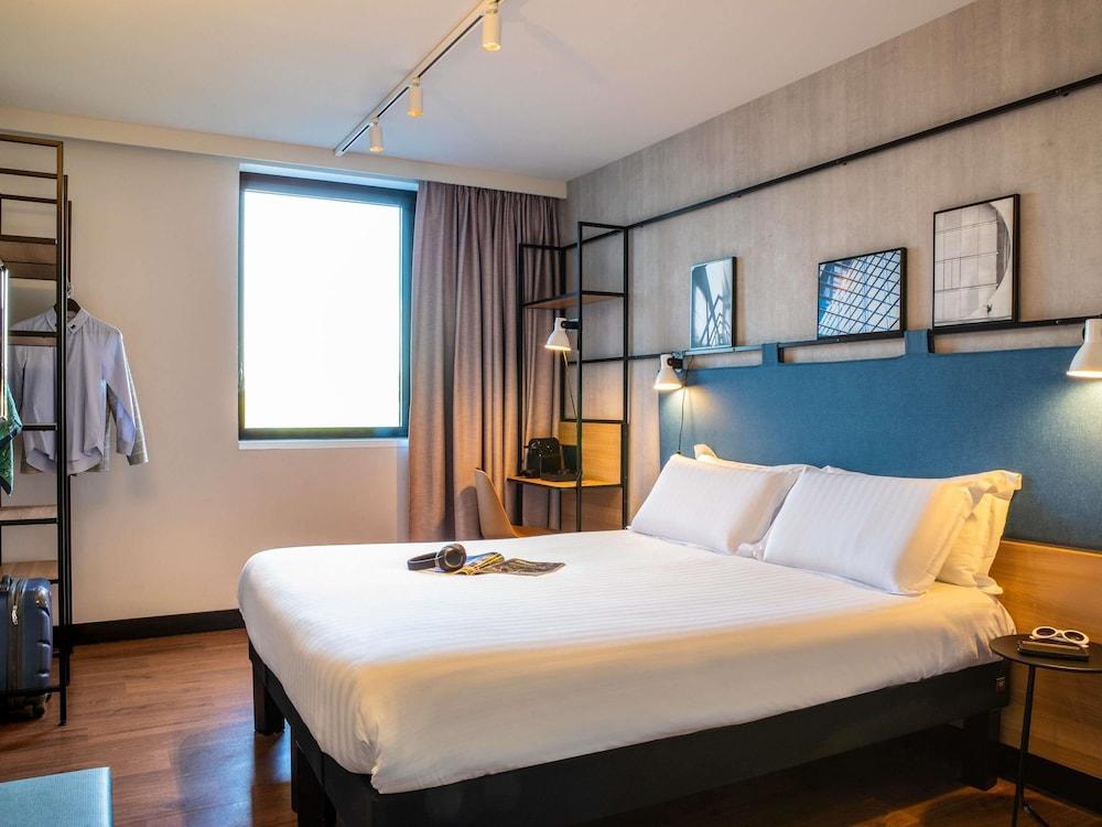 ibis Paris CDG Airport Room Type - Comfort Room with 1 double bed