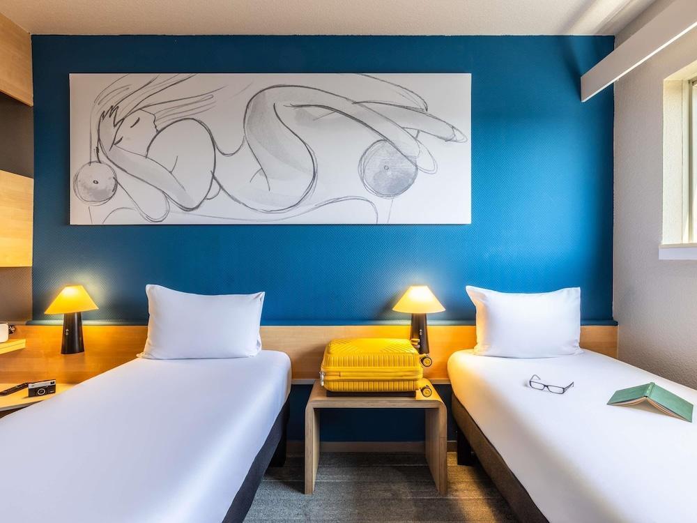 ibis Paris Porte De Montreuil Room Type - Standard Room with two single beds