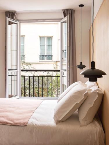 New Hotel Opera Room Type - Superior Double Room