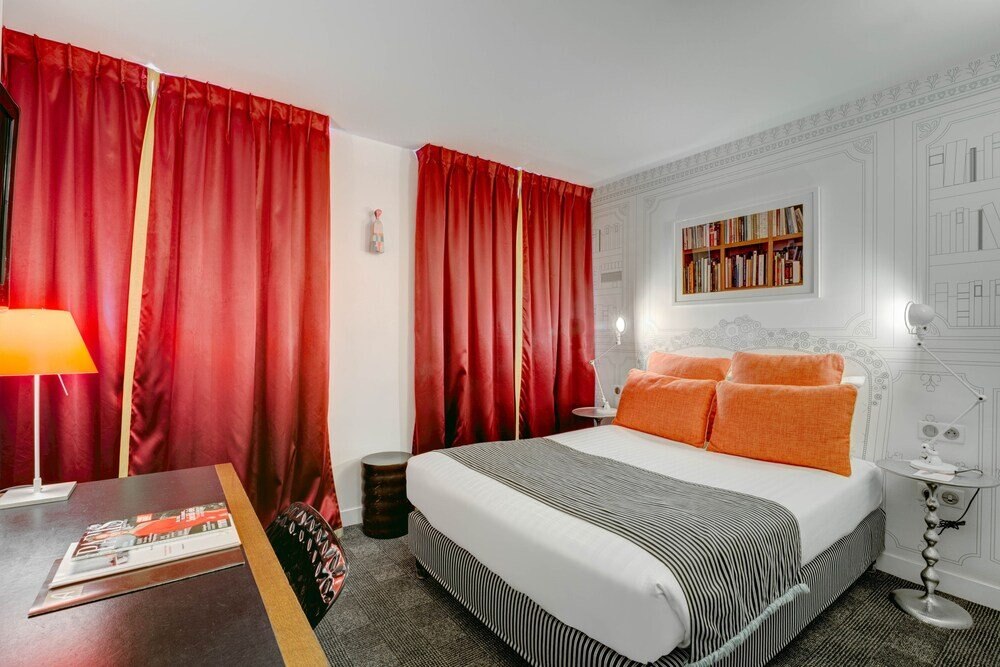 Hôtel Joyce - Astotel Room Type - Superior Double Room - Complimentary soft minibar,Courtesy tray,Chromecast, Digital press
