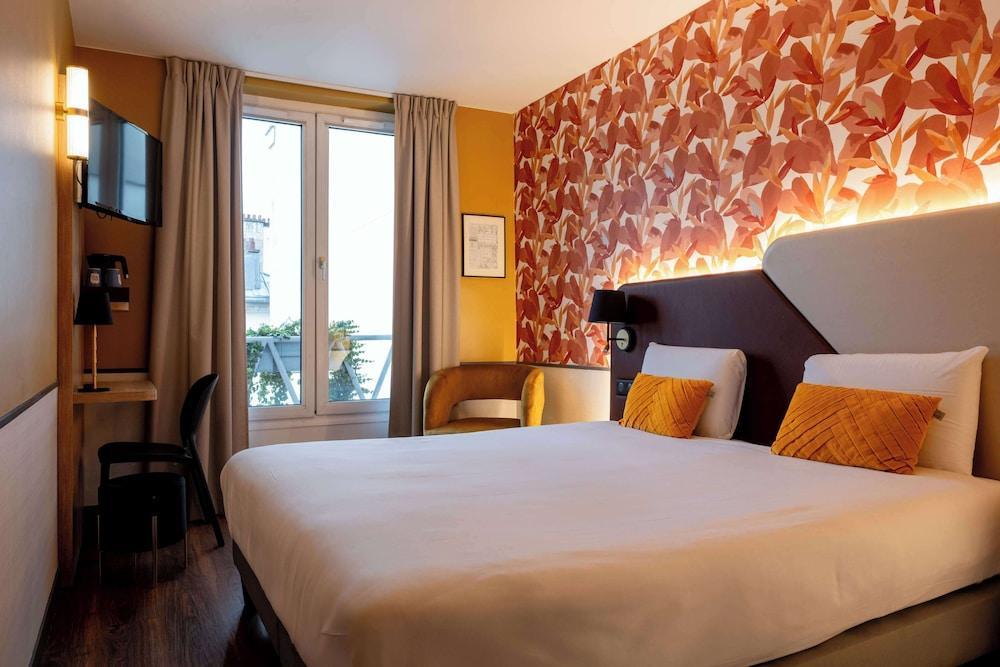 Hotel Kyriad Paris 10 Canal Saint Martin Room Type - Standard Room - 1 Double Bed