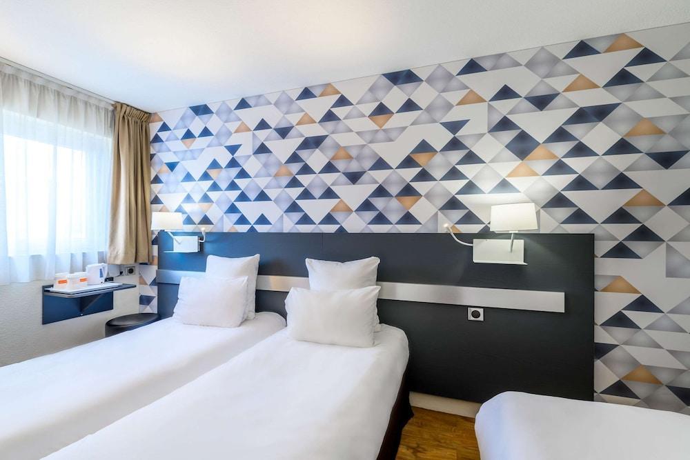 Comfort Hotel Paris Porte d'Ivry Room Type - Standard Room, 3 Twin Beds