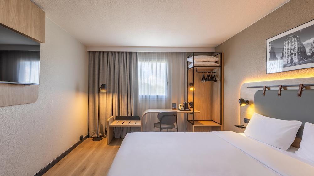 Campanile PRIME - Le Blanc Mesnil Room Type - Standard Room, 1 Queen Bed
