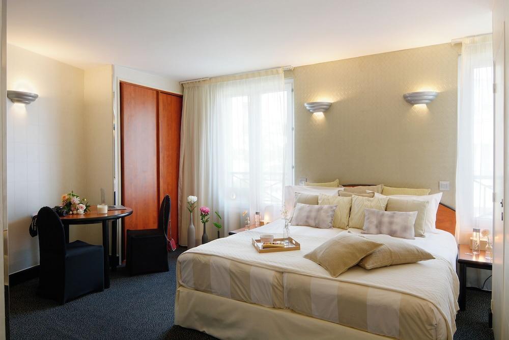Le-Patio Bastille Room Type - Executive Double Room