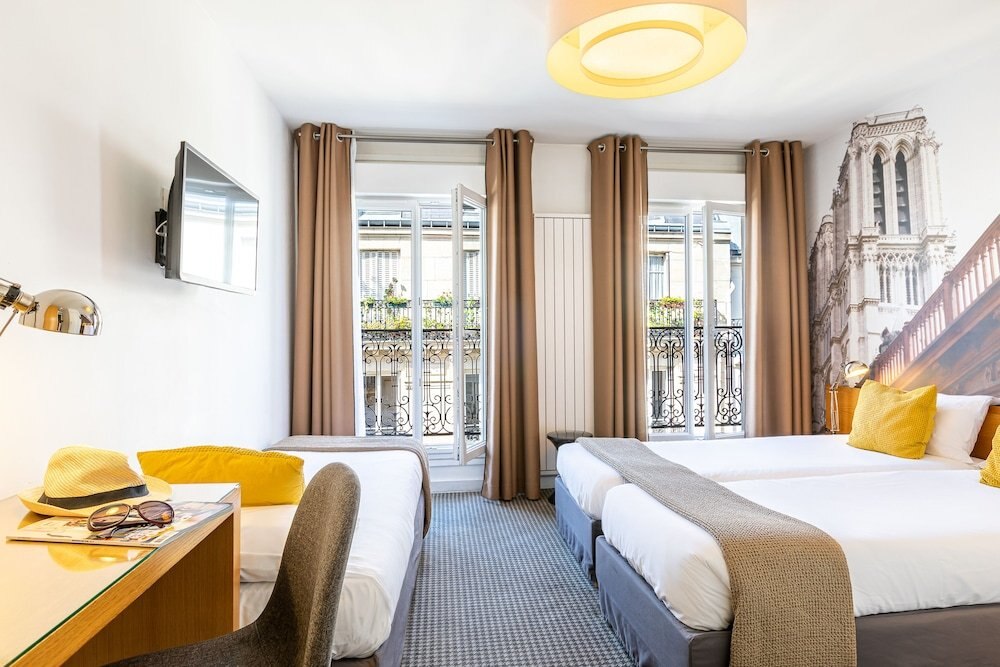 Le 20 Prieure Hotel Room Type - Triple Room