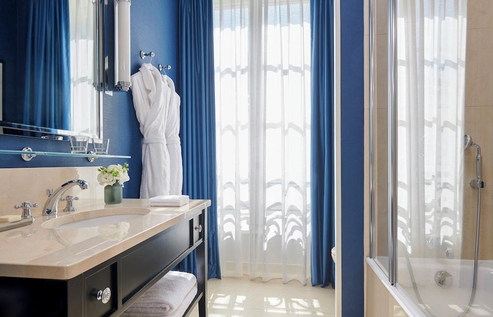 InterContinental Paris le Grand Room Type - Classic Room, 2 Twin Beds, Balcony (Opera View) InterContinental Paris le Grand Room Type - Classic Room, 2 Twin Beds, Balcony (Opera View)