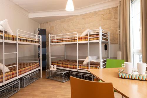 Le Régent Montmartre by Hiphophostels Room Type - Family Room
