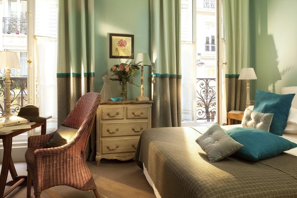 Hôtel Sainte-Beuve Room Type - Superior Room